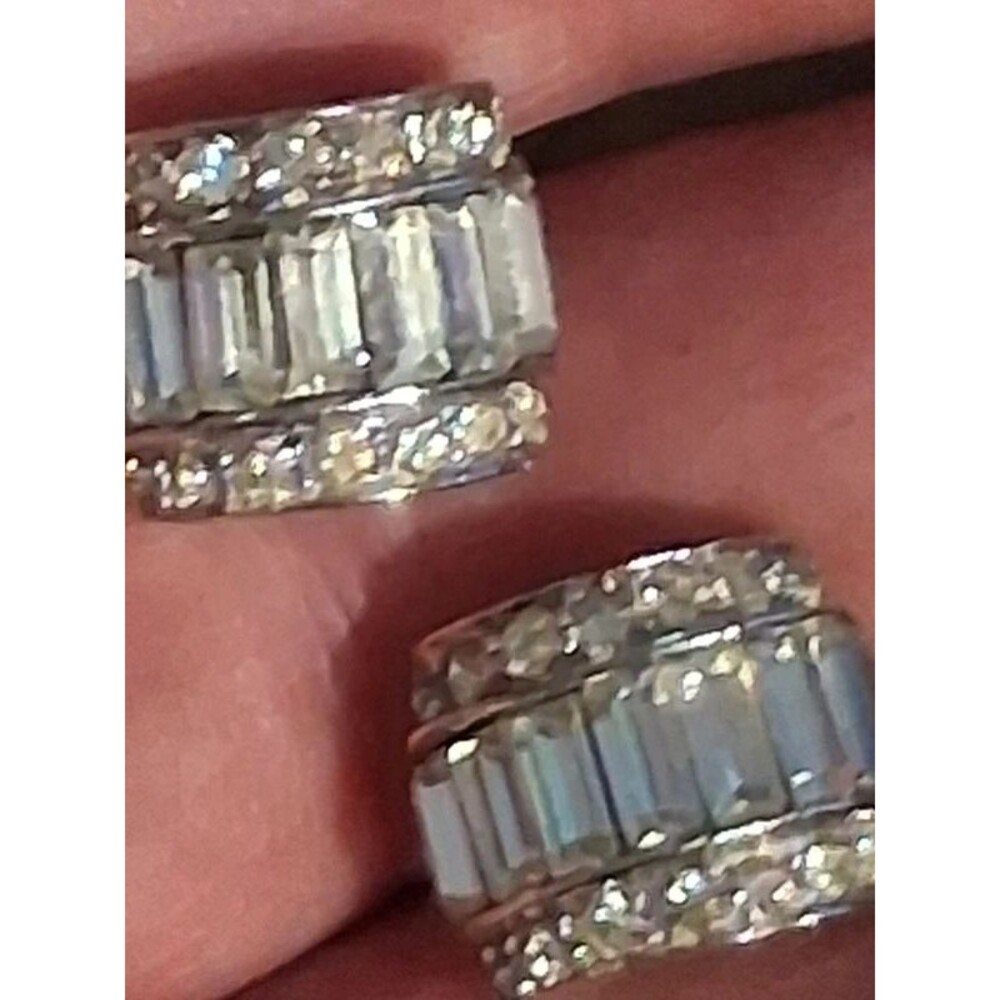 Avon screw back cubic zirconia mid century modern huggie earrings